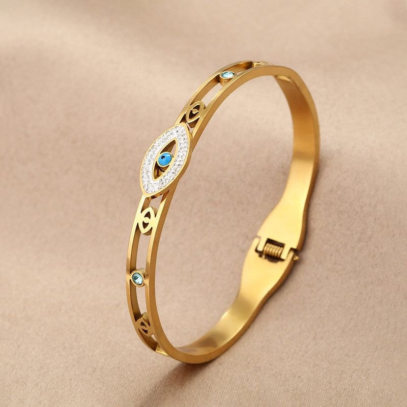 Studded Evil eye bracelet