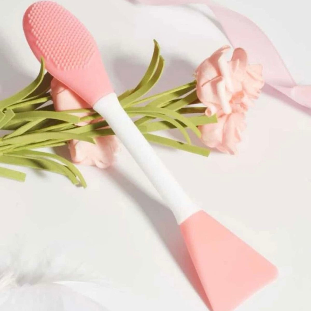 Multifunctional mask & scrubber brush
