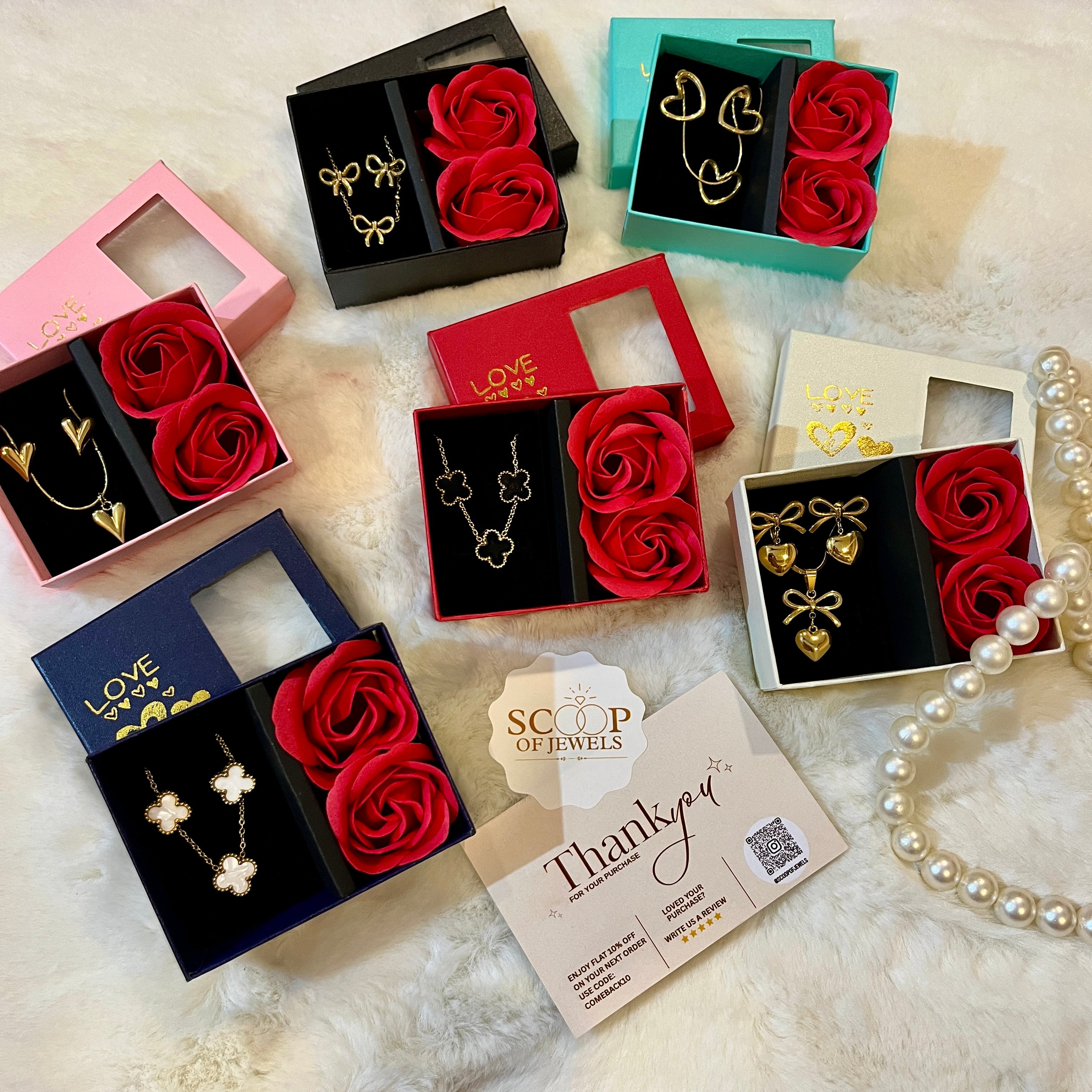 Bow & heart gift box