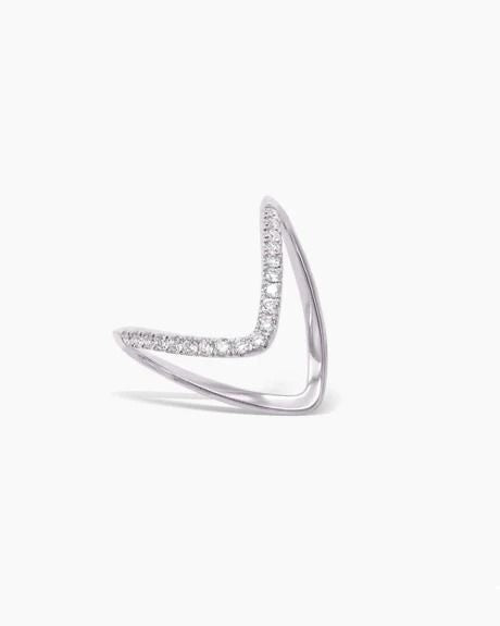 Silver V star studded ring