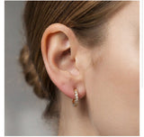 Golden rhinestone baali