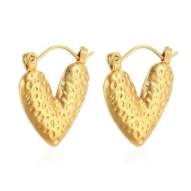 Minimal textured heart earrings