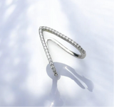 Silver V star studded ring