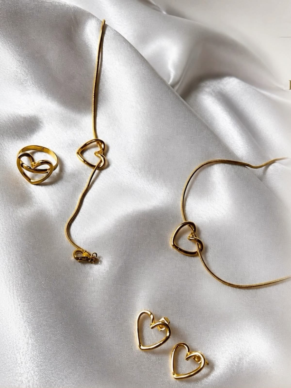 Hollow heart combo set