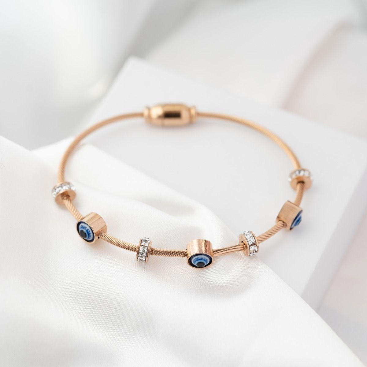 Rosegold Nazar kada